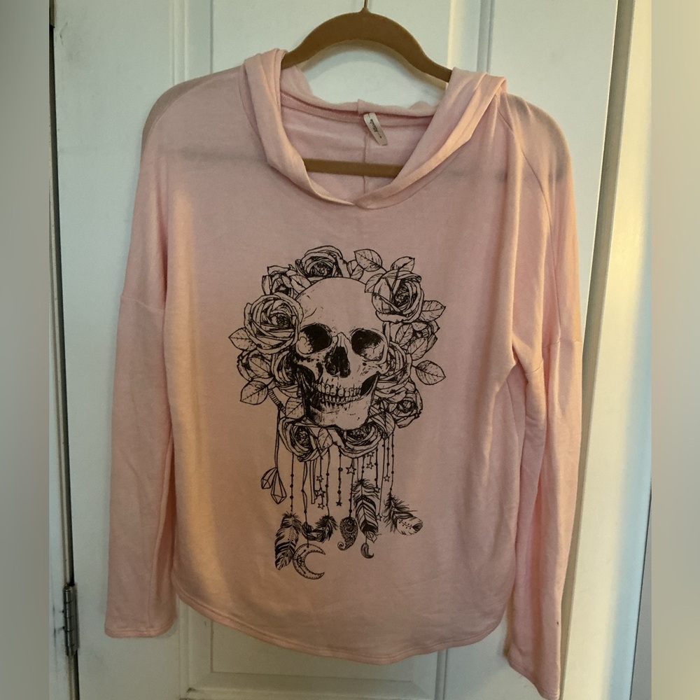 Skull and Roses Pink and Black Hoodie Size Small (???)